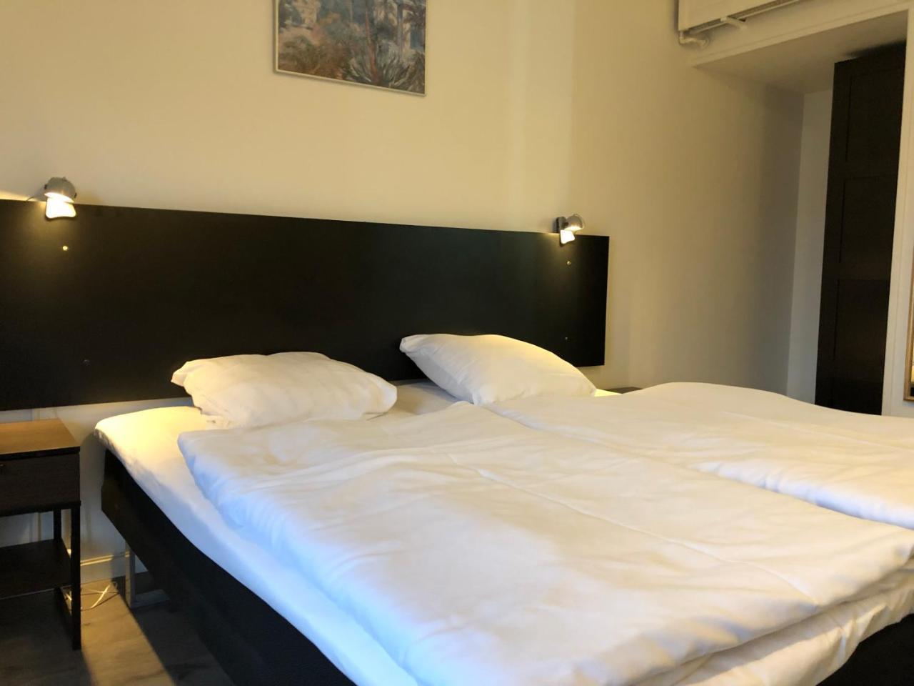 Hotel Aulum Kro Avlum Ngoại thất bức ảnh